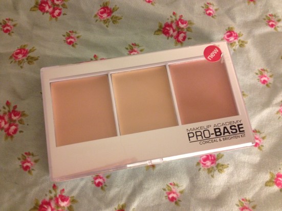MUA Pro Base Conceal and Brighten Kit Porcelain Swatch Review
