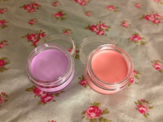 Topshop makeup cosmetics beauty wave machine eye cream shadow duo louise gray review swatch