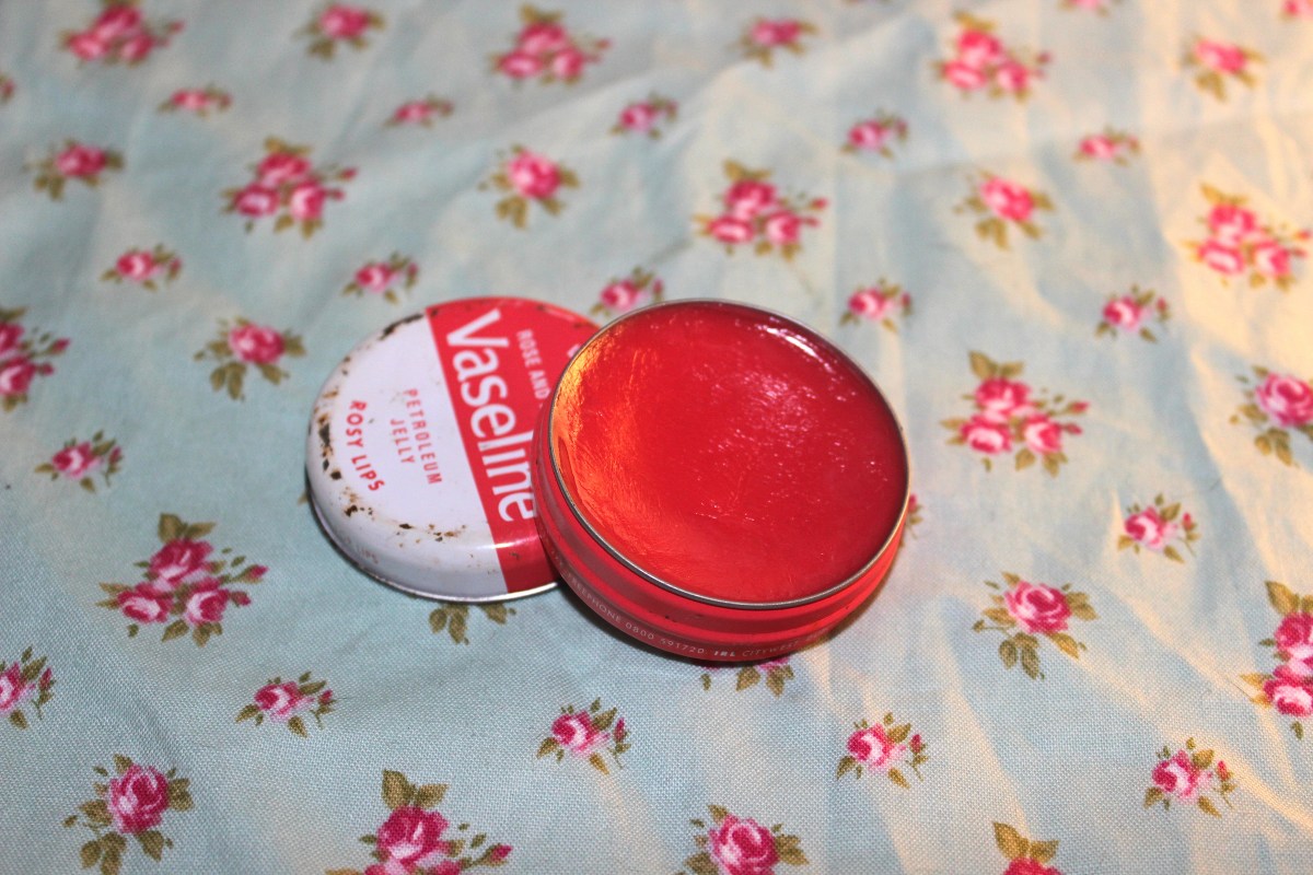 Vaseline Rosy Lips Lip Balm