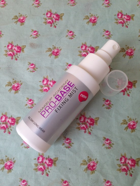 MUA pro base fixing spray worst bad products beauty 2013