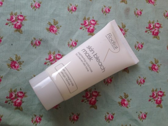 Rodial skin bleach face mask brightening peel itchy sore reaction bad beauty skincare products worst 2013